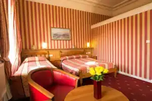 Cumberland Hotel, Эдинбург