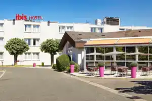 ibis Chartres Ouest Luce, Шартр