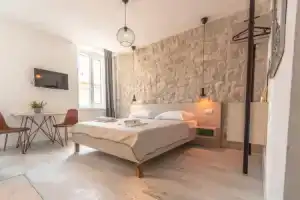 City Center Studio Apartments L&B, Пула