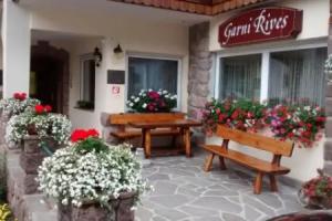 Мини-отель «Garni Rives», Ортизеи