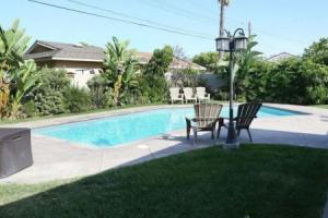 Lovely Anaheim Pool Home 1 Mile to Disney, Анахайм