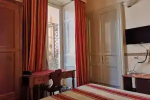 Hotel «Valentino», Катания
