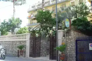 Hotel «Zi' Teresa», Сорренто
