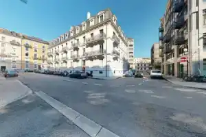 Magnificent two bedroom apartment in a luxury building, Женева