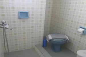 Icarus Rooms, Парикия