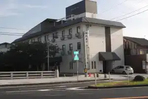 Jonai Hotel, Карацу