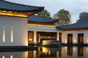 The St. Regis Lhasa Resort, Лхаса