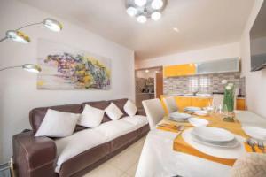 Apartment RI WAY Rijeka, Риека