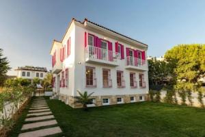Karaüzüm Hotel Bozcaada, Бозджаада