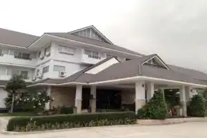 Thanintorn Greenpark Hotel, Ройет