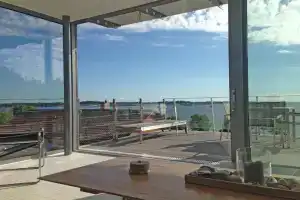 Triton Suite, Эккернфёрде