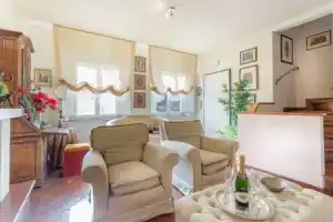 Casa Emy in Lucca With 3 Bedrooms and 2 Bathrooms, Лукка