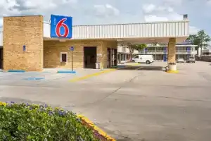 Motel «6 Southeast», Батон-Руж