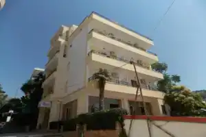 Hotel «Real», Саранда