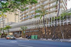 Marine Surf Waikiki w/ Beach Gear & Parking!, Гонолулу