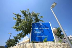 Falkenstainer Apartments Pertcane, Задар