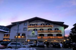 Hotel «Tschurtschenthaler», Доббьяко