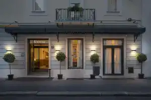 Hotel «Bernina», Милан