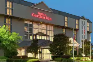 Отель «Hilton Garden Inn Dallas/Market Center», Даллас