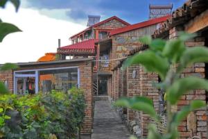 Отель «Twins Wine House», Напареули
