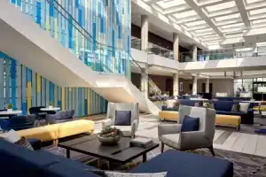 Отель «Ventura Beach Marriott», Вентура