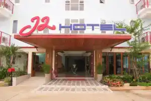 Отель «J2», Мае Сот