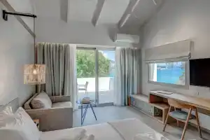 Alboro Seaside Suites, Парга