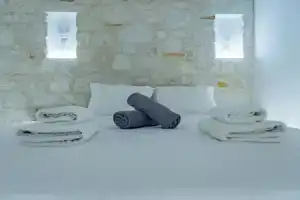 Aegean Feelings, Писо Ливади