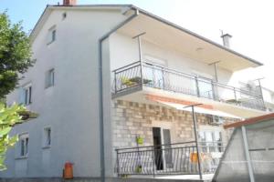 Apartment 1 Anamarija 41 pax, Цриквеница