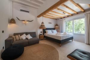 Nomade Villa 4 BD in Psarou, Платис-Ялос