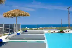 Nalu Suites, Фира