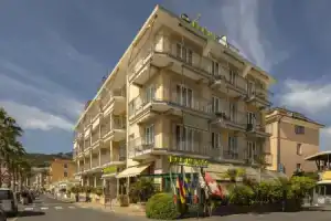 Hotel «Palace», Диано-Марина