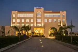 Golden Tulip Zanzibar Airport Hotel & Spa, Занзибар