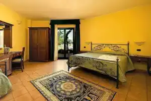 Villaggio Hotel Lido San Giuseppe, Бриатико