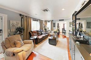 New Listing! Luxe Escape W/ Pool & Hot Tub 2 Bedroom Home, Форт-Лодердейл