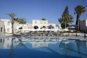 Louis St. Elias Resort & Waterpark, Протарас