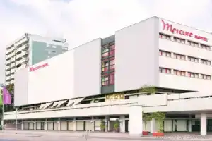 Michel Hotel Braunschweig (ehem. Mercure Hotel Atrium), Брауншвейг