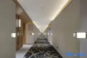 BOYA Wanxi Hotel ( Fenghuangtai Subway Station), Чжэнчжоу
