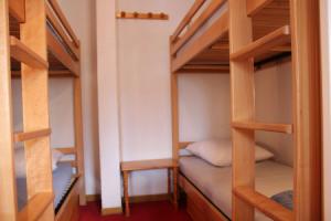 This apartment of about 42m2 gets a big south facing balcony. Apartmen, Валь Торанс