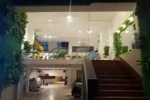 Hotel «H», Хошимин