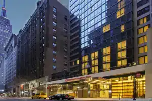 Отель «Hilton Garden Inn New York/Midtown Park Avenue», Нью-Йорк