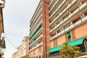 Deiva Marina Sea View Flat with Garage, Дейва Марина