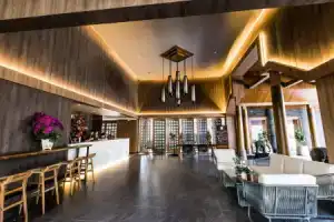 The Teak Hotel (SHA Extra Plus), Мае Сот
