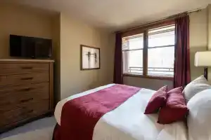Mountain View Ski-In Ski-Out Condo - Zephyr Mountain Lodge Premium-Rated 2516, Винтер-Парк