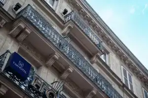 Timhotel Paris du Gare du Nord, Париж