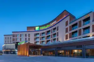 Holiday Inn Express Dalian Golden Pebble Beach by IHG, Далянь