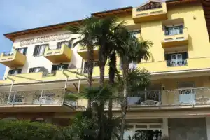Hotel La Bussola, Орта-Сан-Джулио