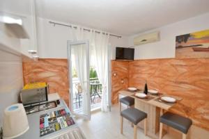 Goga - With Free Parking - A1, Водице