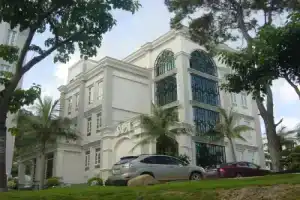 Royal Villas Halong, Халонг