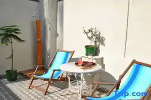 Maris Alsancak izmir, Измир
